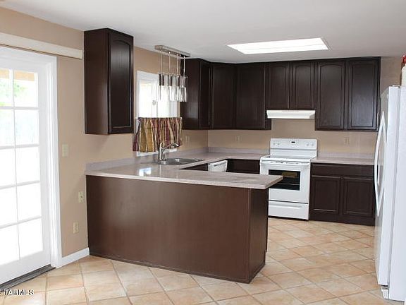 3rd image of 6545 N La Canada Dr