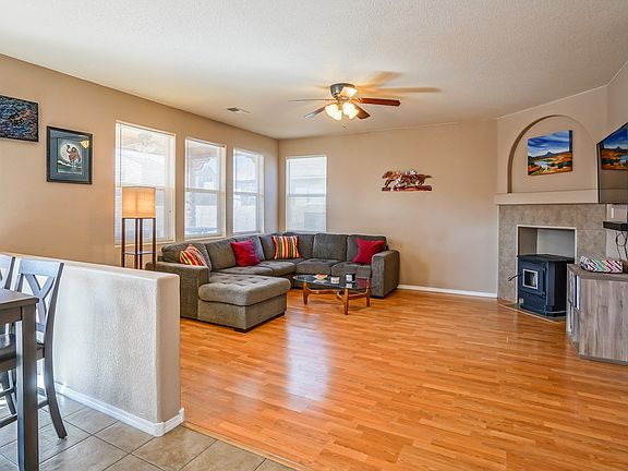 2nd image of 2719 Sunny Sky Ln SW