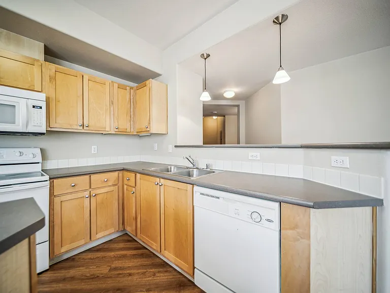 Villas at Meadow Springs — Photo 7