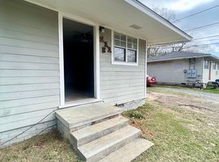 211 Harrell St #B, Brandon, MS 39042