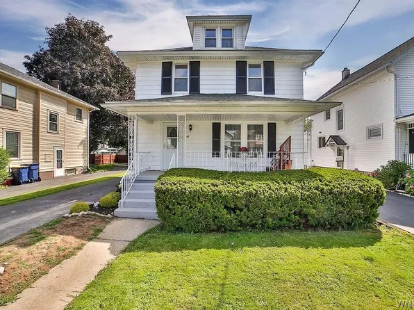 42 Beverly Ave, Lockport, NY 14094