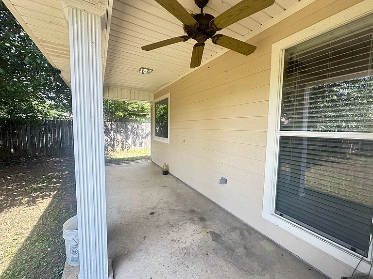 126 Riverbrooke Dr — Photo 11