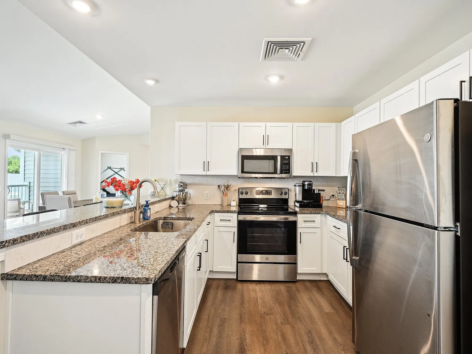 Reserve at Iroquois — Photo 4