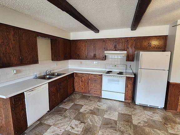 3rd image of 319 7th St N APT 72