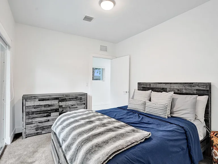 1347 N Ocean Blvd — Photo 9