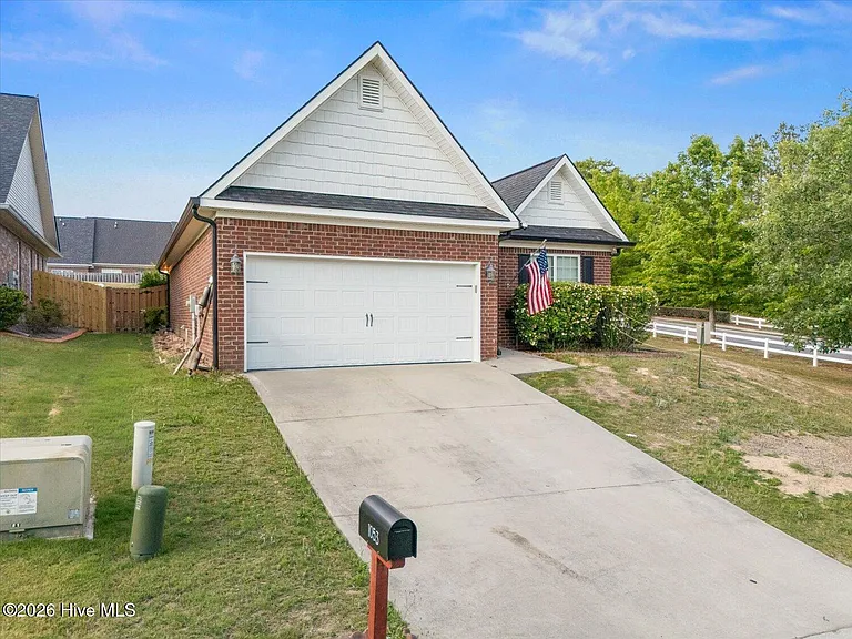 1053 Grove Landing Ln — Photo 2