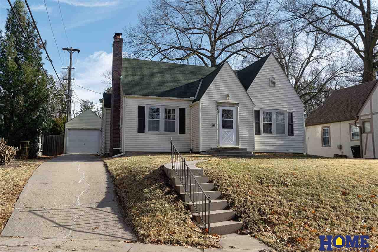 2828 Cedar Ave Lincoln Ne 68502 Mls 22000234 Zillow
