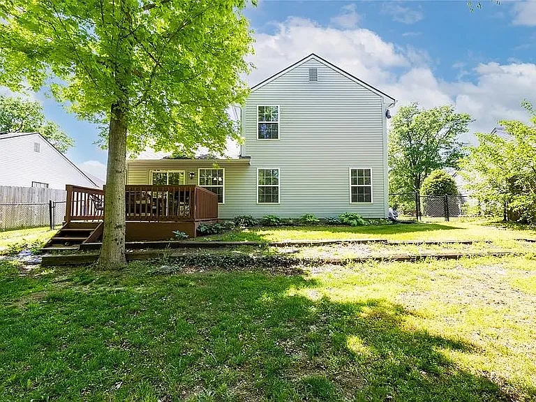 8039 Cherrybark Dr — Photo 1