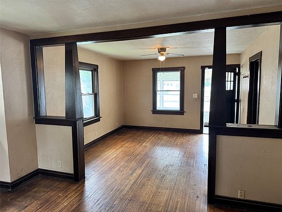 4th image of 814 E Sheridan Ave