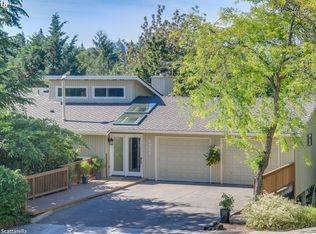 2924 SW Bucharest Ct, Portland, OR 97225