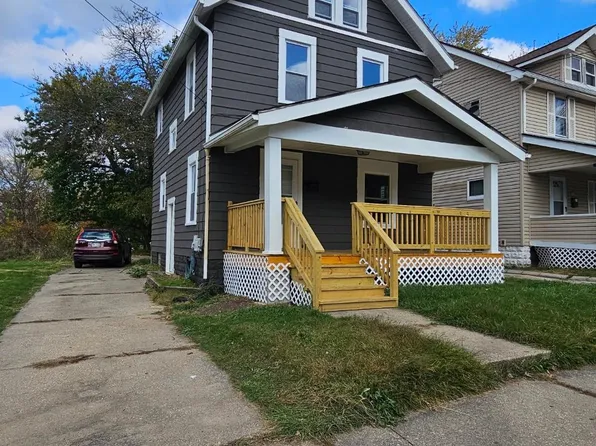 305 Cole Ave, Akron, OH 44301