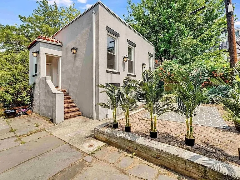 807 Garden St — Photo 1