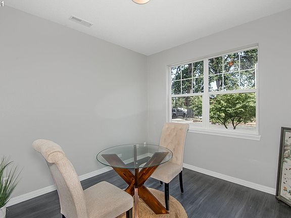 4th image of 6702 SE Sweet Meadow Ln