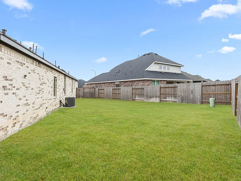 3225 Isabella Falls Dr — Photo 32