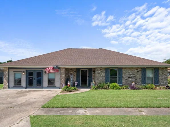 104 Lynwood Dr, Houma, LA 70360