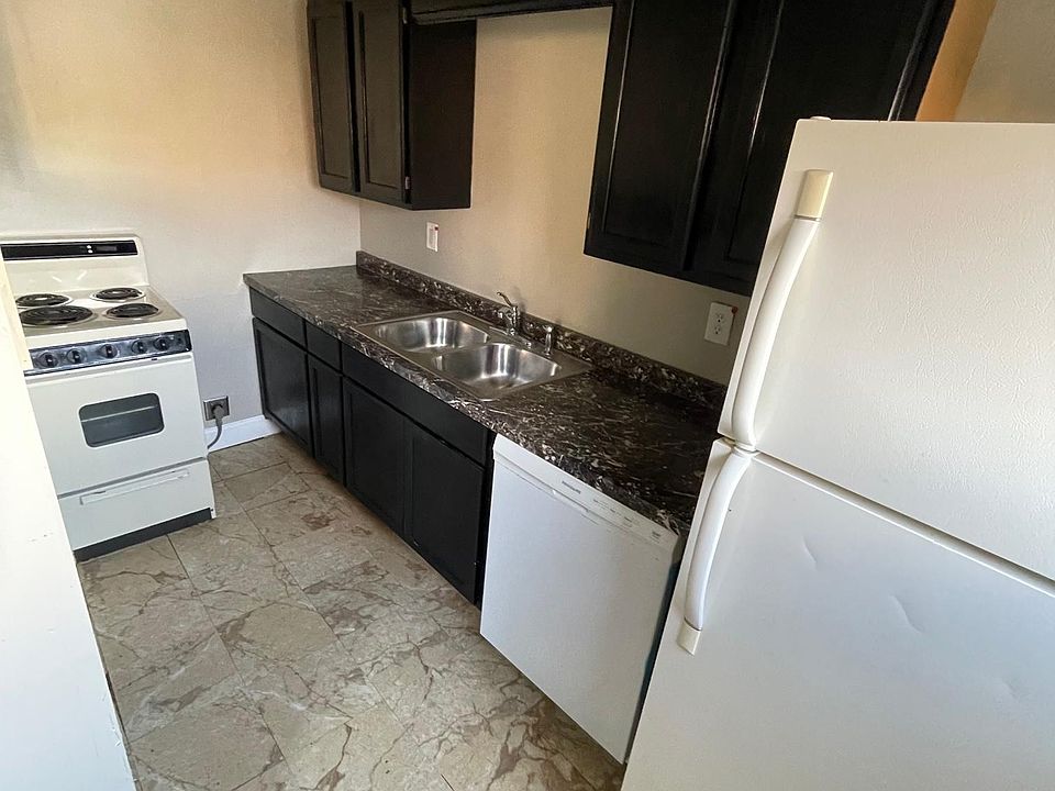 1st image of 3950 Warwick Blvd