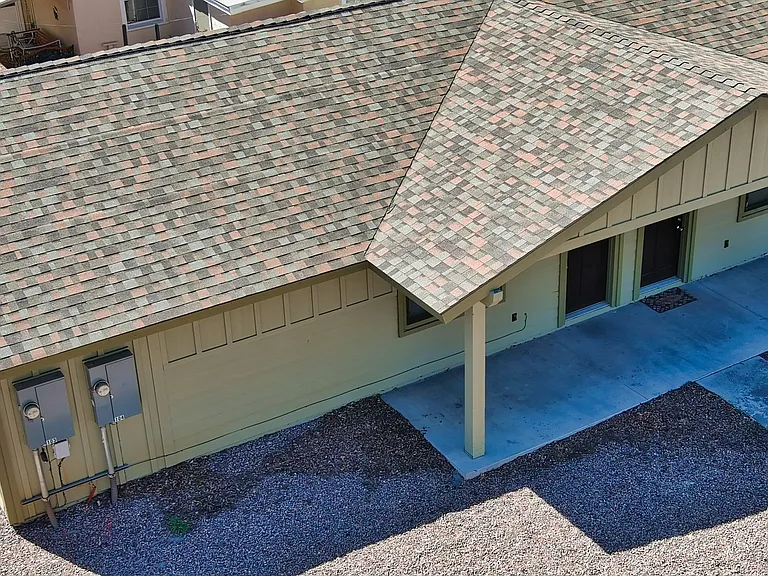 561 N 10th Pl — Photo 26