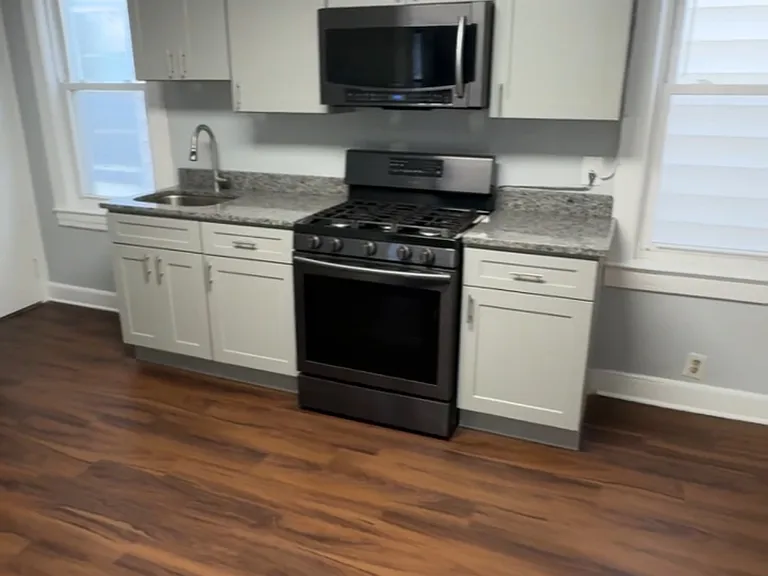 738 Edgar Rd #2 — Photo 1