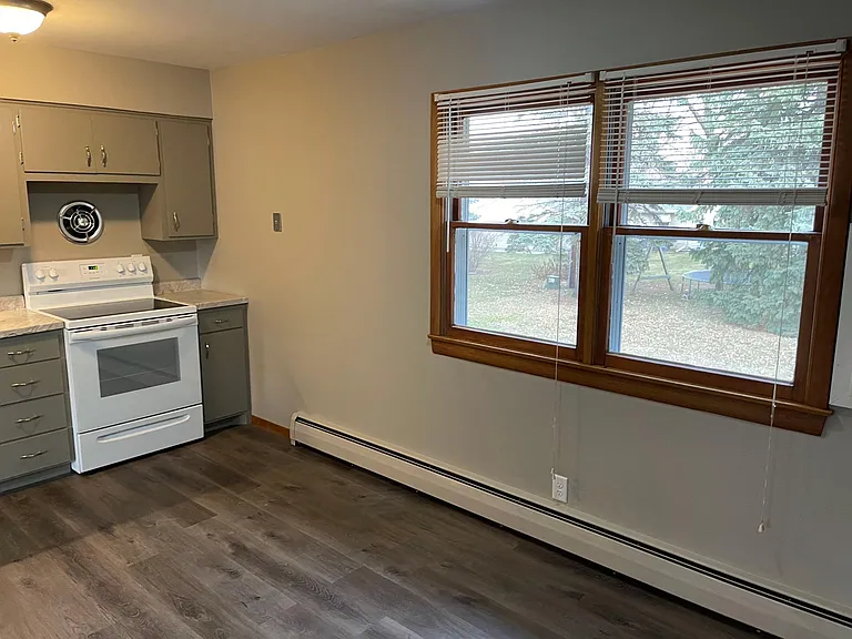 608 S Anderson St — Photo 10