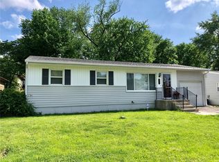 504 Midland Ave, Maryland Heights, MO 63043