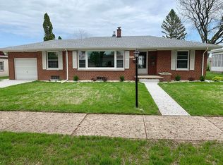 917 Illinois St, Racine, WI 53405