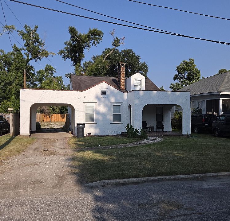 Newly painted 1314 Holden Street