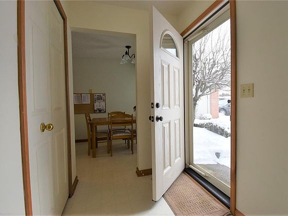 3rd image of 19368 Bradford Ct