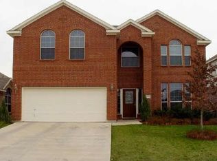 9908 Shelburne Rd, Fort Worth, TX 76244