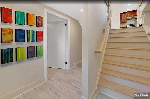 22 Greentree Ter — Photo 24