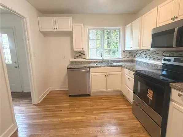 3346 Oakcliff Rd, Doraville, GA 30340