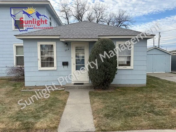 504 W 1st St, Laurel, MT 59044