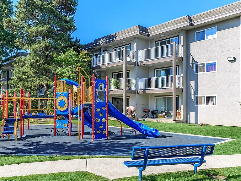 Arbor Heights — Photo 7