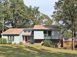 202 Wimbledon Dr, Enterprise, AL 36330