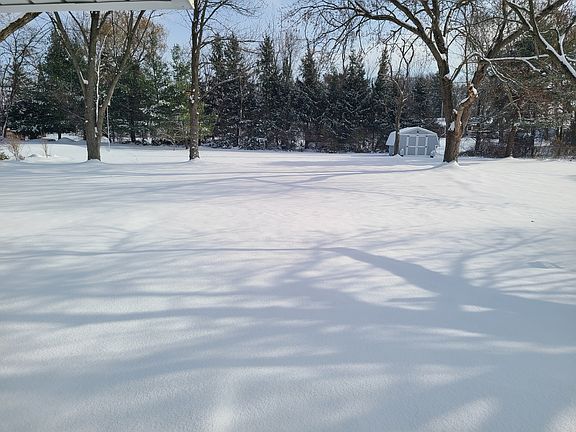 2nd image of 12611 Parkview Dr