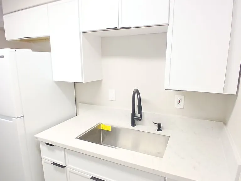 455 W Orange Ave — Photo 8