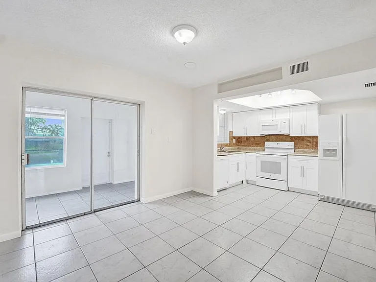 1313 Seaview — Photo 41