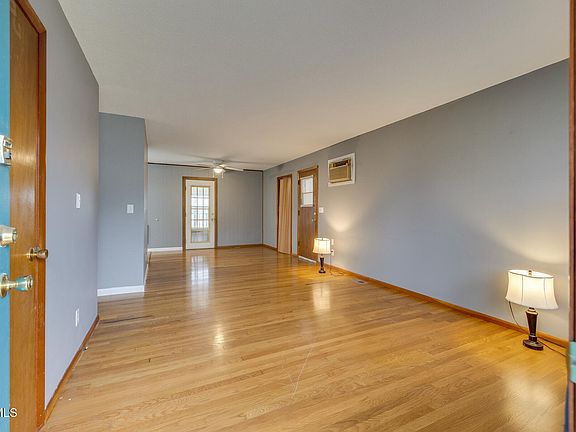 5th image of 103 Fairway Dr