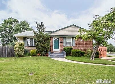1st image of 53 Elwood Ave
