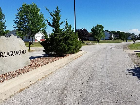 3rd image of 4741 Briarwood Ct