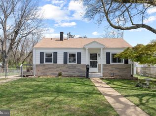 5611 Eleanor Ct, Alexandria, VA 22303