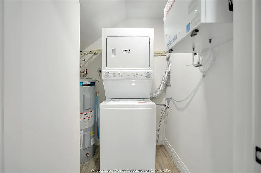 2 bed, $1,895 — Photo 4