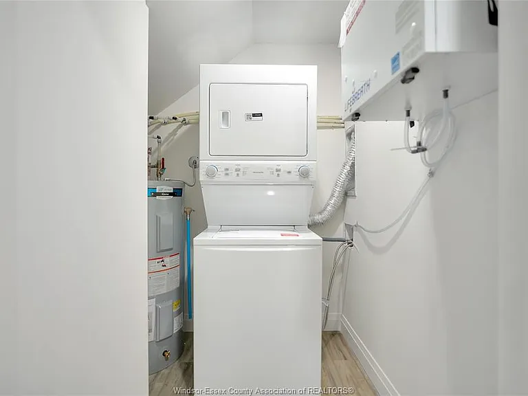 515 Caron Ave #2 — Photo 19