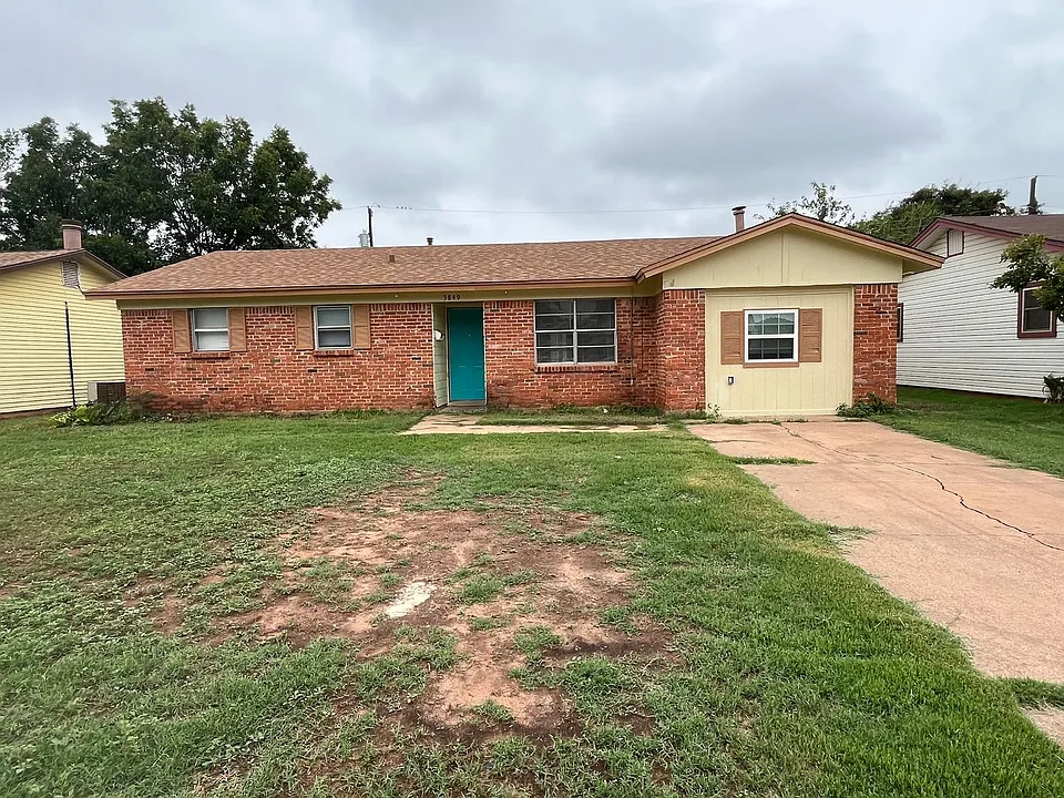 3849 Janice Ln
