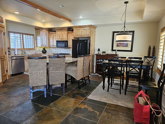 3rd image of 3452 Cedar Dr #52