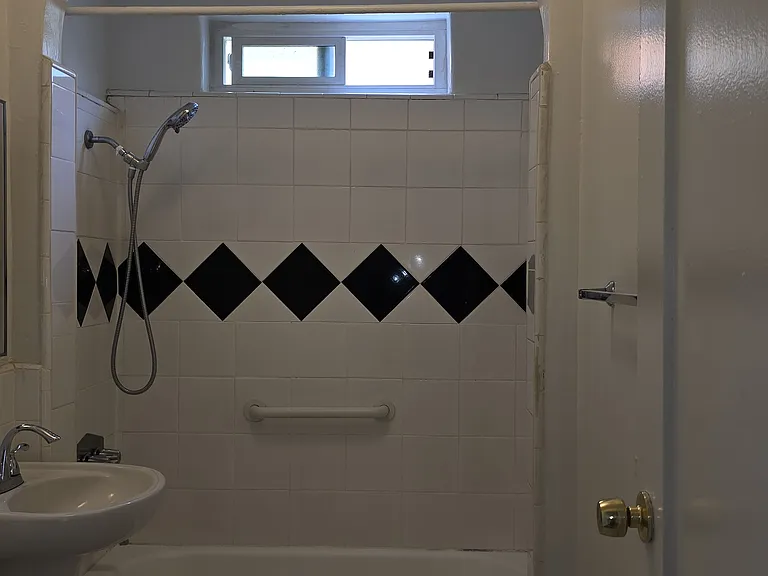2621 Wellington Rd #2623 — Photo 1