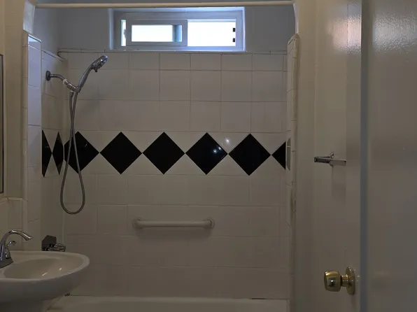 2621 Wellington Rd #2623, Los Angeles, CA 90016