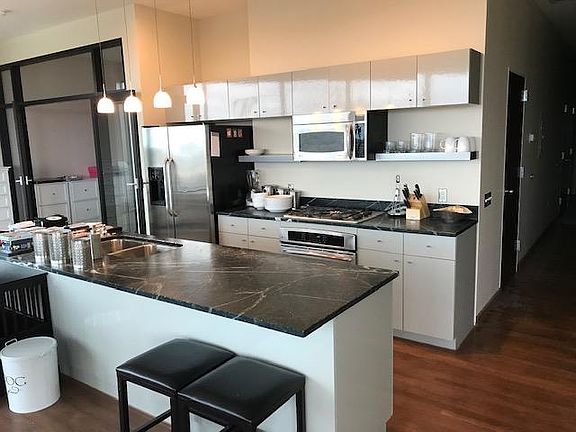 3rd image of 5601 Smetana Dr Unit 917