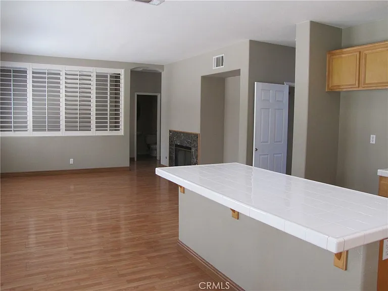 5661 Knollside Way — Photo 6