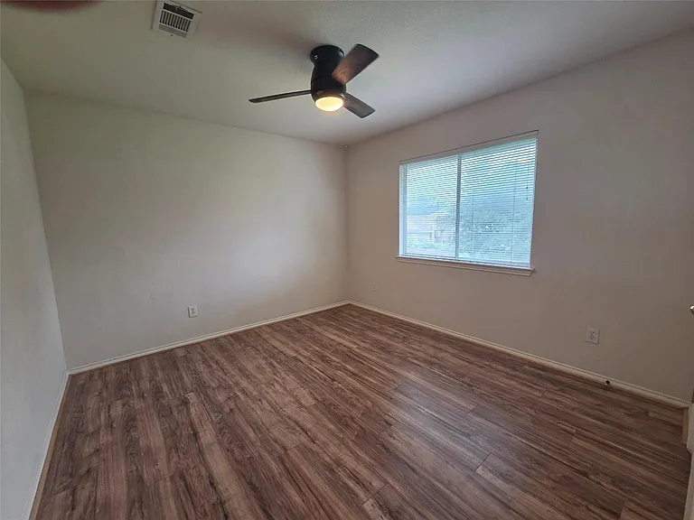 3208 Santee Dr — Photo 17