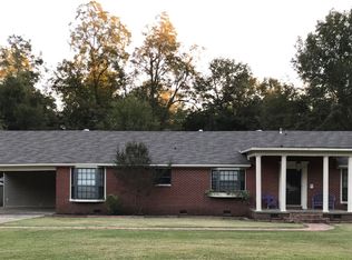 709 W Daniels St, Dermott, AR 71638